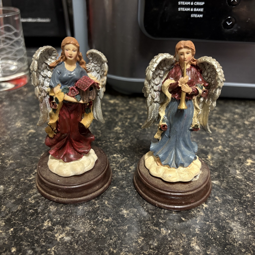 Angel Figurine Set - Red and Blue